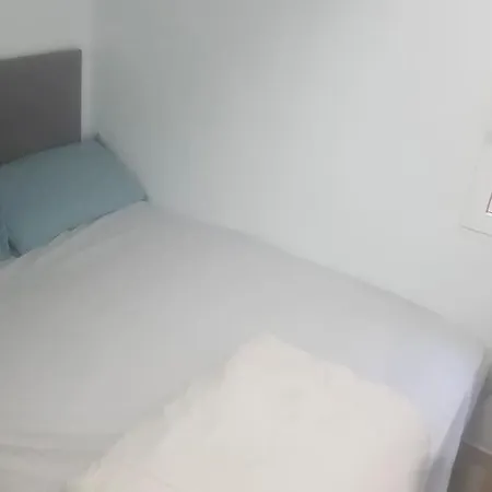 Three Private Bedrooms With Private Bathroom In Spacious In Alicante, Shared Kitchen And Living Room, The Host Lives In The Apartment *