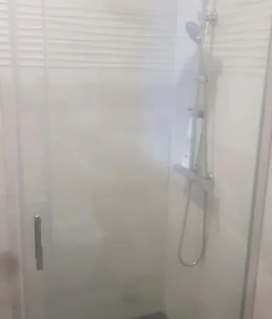 Apartment Three Private Bedrooms With Private Bathroom In Spacious In Alicante, Shared Kitchen And Living Room, The Host Lives In The